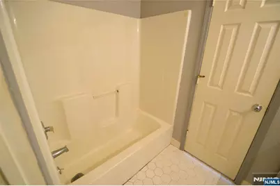 4 Collura Lane L095 #L095, Clifton, NJ 07012 - Photo 15