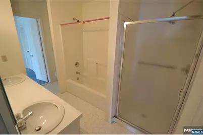 4 Collura Lane L095 #L095, Clifton, NJ 07012 - Photo 33