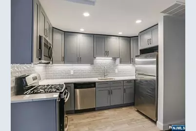 941 Boulevard 1A #1A, Weehawken, NJ 07086 - Photo 3