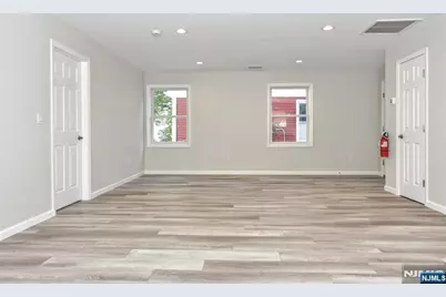 7 Bergen Street 201 #201, Westwood, NJ 07675 - Photo 7