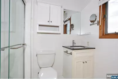 401 3rd A #A, Carlstadt, NJ 07072 - Photo 19