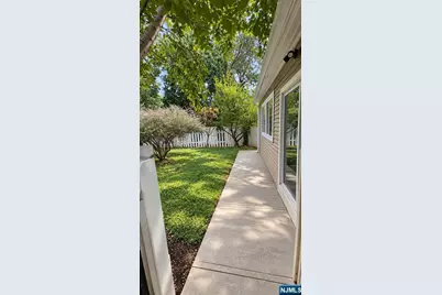 235 Elm Avenue 1 #1, Teaneck Township, NJ 07666 - Photo 13