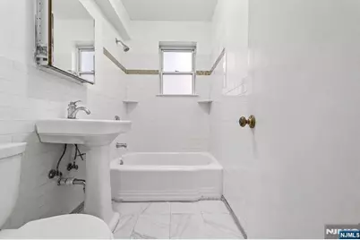 2520 Kennedy Boulevard 2C #2C, Jersey City, NJ 07304 - Photo 11