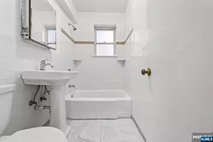 2520 Kennedy Blvd 2C, Jersey City, NJ 07304 - Photo 11