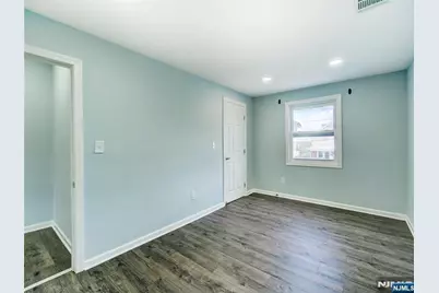 27 Honiss Street 2 #2, Belleville, NJ 07109 - Photo 7