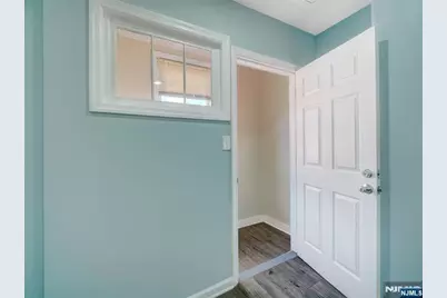 27 Honiss Street 2 #2, Belleville, NJ 07109 - Photo 5