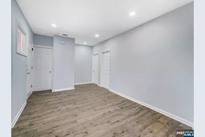 27 Honiss Street 2 #2, Belleville, NJ 07109 - Photo 11
