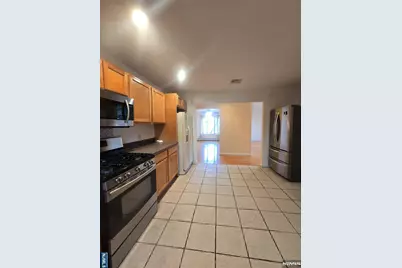 211 Columbus Avenue 2nd/F #2nd/F, Palisades Park, NJ 07650 - Photo 9