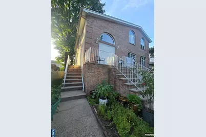 211 Columbus Avenue 2nd/F #2nd/F, Palisades Park, NJ 07650 - Photo 1