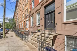 913-915 Willow Ave 4A, Hoboken, NJ 07030 - Photo 11
