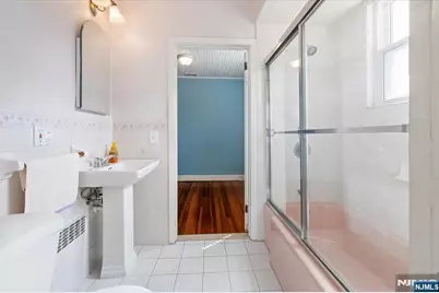 81 Locust Avenue, Emerson, NJ 07630 - Photo 17