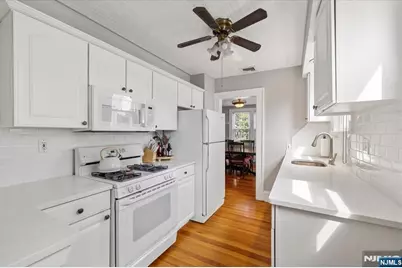 81 Locust Avenue, Emerson, NJ 07630 - Photo 11