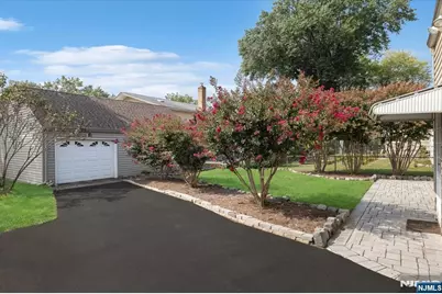 81 Locust Avenue, Emerson, NJ 07630 - Photo 27