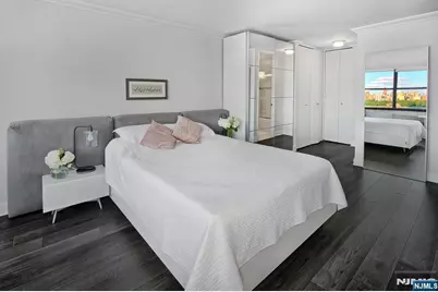 7004 Boulevard East 9M #9M, Guttenberg, NJ 07093 - Photo 19
