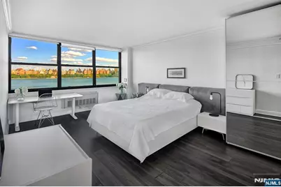 7004 Boulevard East 9M #9M, Guttenberg, NJ 07093 - Photo 15