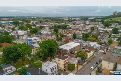 4317 Cottage Avenue, North Bergen, NJ 07047 - Photo 15