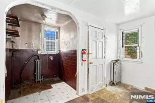 800 S 15th St, Newark, NJ 07108 - Photo 11