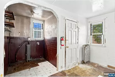 800 S 15th Street, Newark, NJ 07108 - Photo 11
