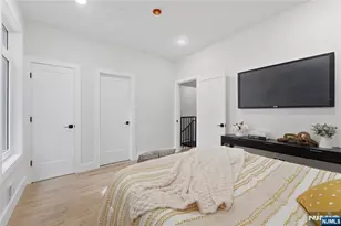 77 Brookside Ave, Irvington, NJ 07111 - Photo 15