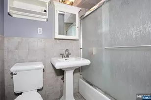 277 Prospect Ave 18H, Hackensack, NJ 07601 - Photo 25