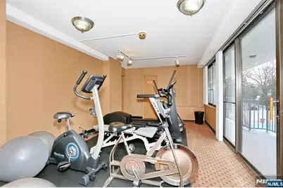 277 Prospect Avenue 18H #18H, Hackensack, NJ 07601 - Photo 31