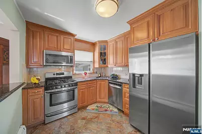 16 6th Street, Wood Ridge, NJ 07075 - Photo 13