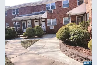 300 E Homestead Avenue A5 #A5, Palisades Park, NJ 07650 - Photo 11