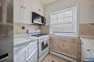 300 E Homestead Ave A5, Palisades Park, NJ 07650 - Photo 11