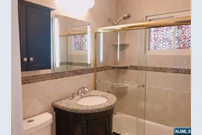 300 E Homestead Avenue A5 #A5, Palisades Park, NJ 07650 - Photo 7