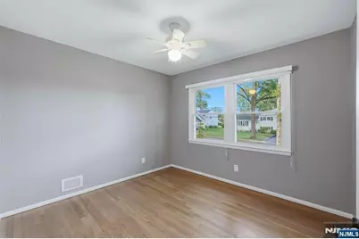 158 Morningside Road, Paramus, NJ 07652 - Photo 9