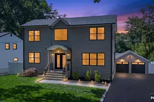 331 Elmwood Dr, Paramus, NJ 07652 - Photo 3