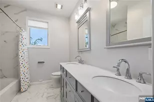 331 Elmwood Dr, Paramus, NJ 07652 - Photo 23