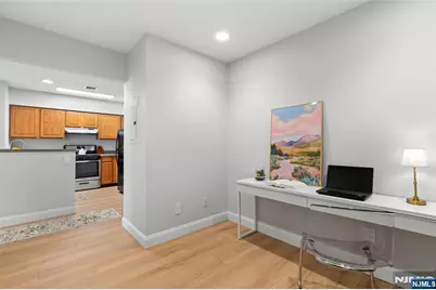 189 Forest Avenue 108 #108, Paramus, NJ 07652 - Photo 9
