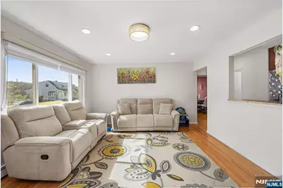 813 Morton Street, East Rutherford, NJ 07073 - Photo 5