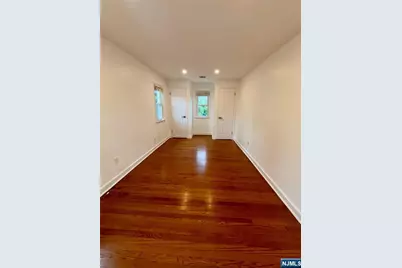 35 Orchard Street 2nd Floor #2nd Floor, Ridgefield Park, NJ 07660 - Photo 7