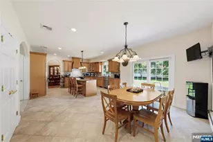 52 Robinhood Ave, Closter, NJ 07624 - Photo 15