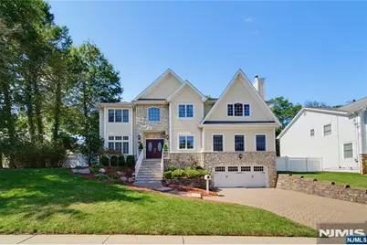 52 Robinhood Avenue, Closter, NJ 07624 - Photo 1
