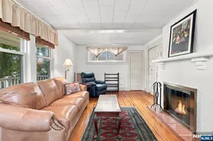 25 Edward St, Bergenfield, NJ 07621 - Photo 9