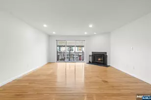 124 Panorama Dr, Edgewater, NJ 07020 - Photo 5