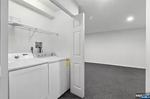 124 Panorama Dr, Edgewater, NJ 07020 - Photo 25