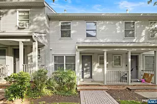 124 Panorama Dr, Edgewater, NJ 07020 - Photo 27