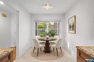 124 Panorama Dr, Edgewater, NJ 07020 - Photo 11