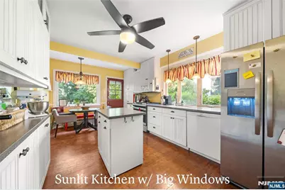 332 Harold Avenue, Leonia, NJ 07605 - Photo 11