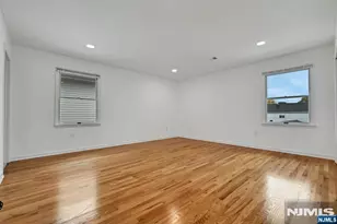 40 Chestnut St, Lodi, NJ 07644 - Photo 9