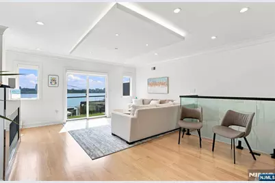 1439 River Road 1 #1, Edgewater, NJ 07020 - Photo 3