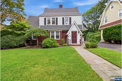 735 Summit Avenue, River Edge, NJ 07661 - Photo 1