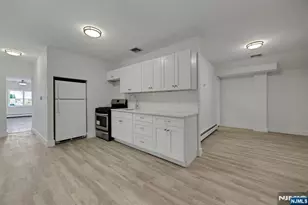2413 Hammett Ave, Fort Lee, NJ 07024 - Photo 27