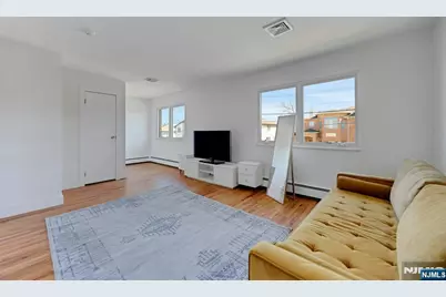 2413 Hammett Avenue, Fort Lee, NJ 07024 - Photo 47