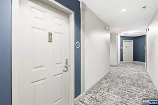 40 Constitution Way 5107, Jersey City, NJ 07305 - Photo 17