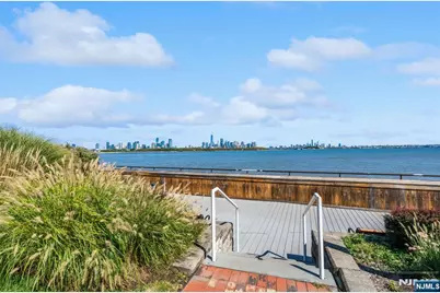 40 Constitution Way 5107 #5107, Jersey City, NJ 07305 - Photo 19